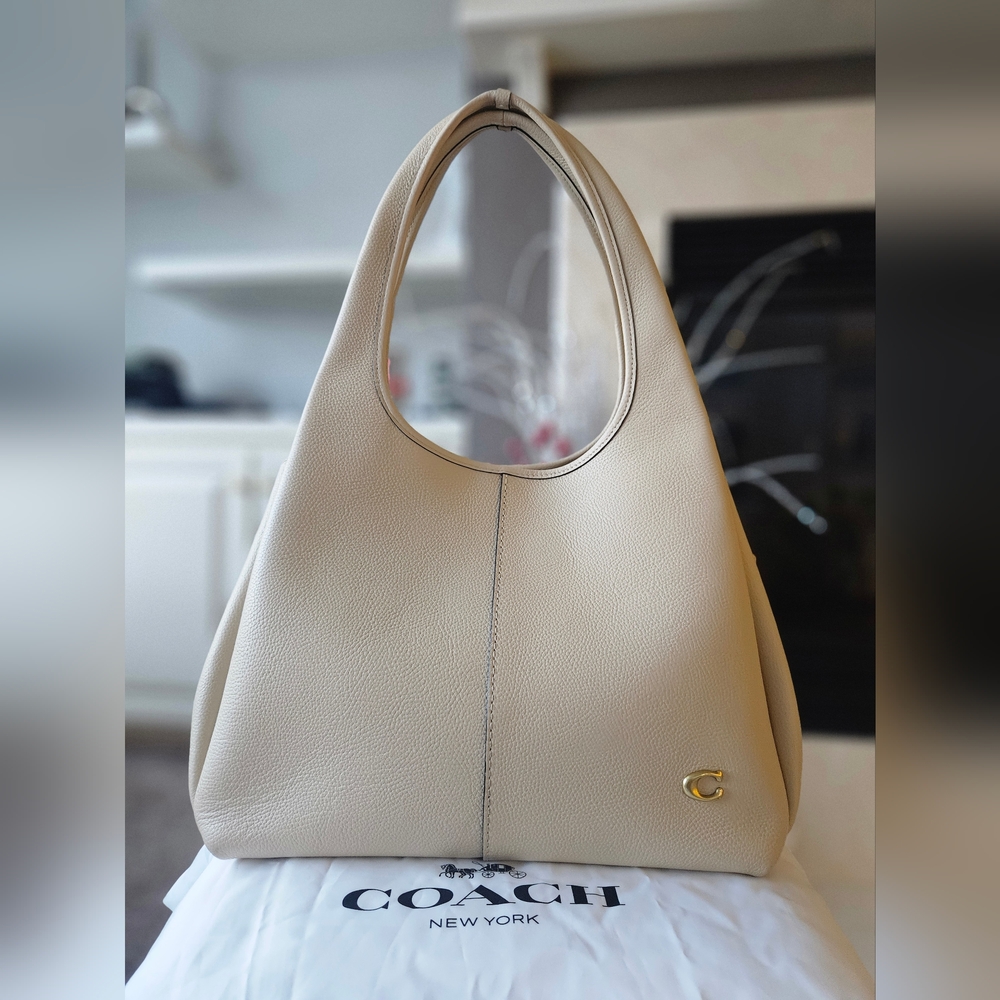 EUC Coach Lana Ivory And Gold Leather Tote Bag